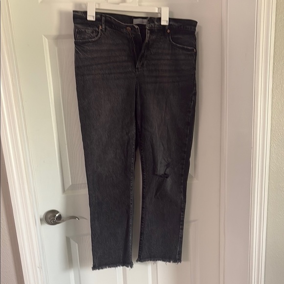 LOFT Black Ankle Cropped Jeans with Distressed Hem - Picture 1 of 5